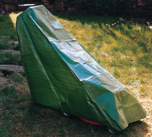 0n3qavdksv4.png - Mowers Online Green boat with white cover on grass