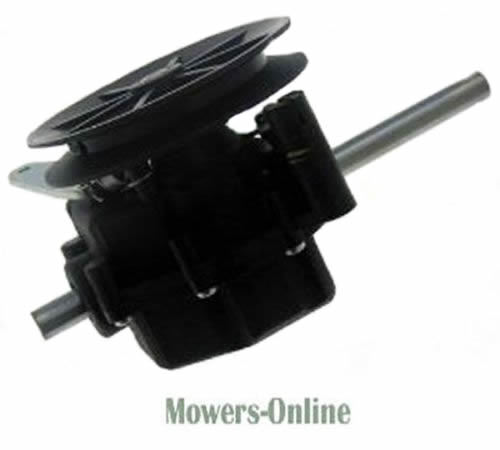 P - Mowers Online Lawn mower gearbox assembly with shaft