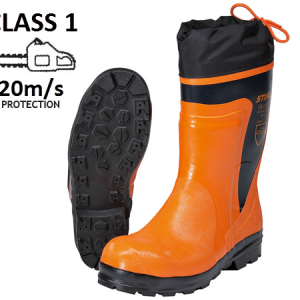 Class 1 chainsaw protection boots with sole tread detail