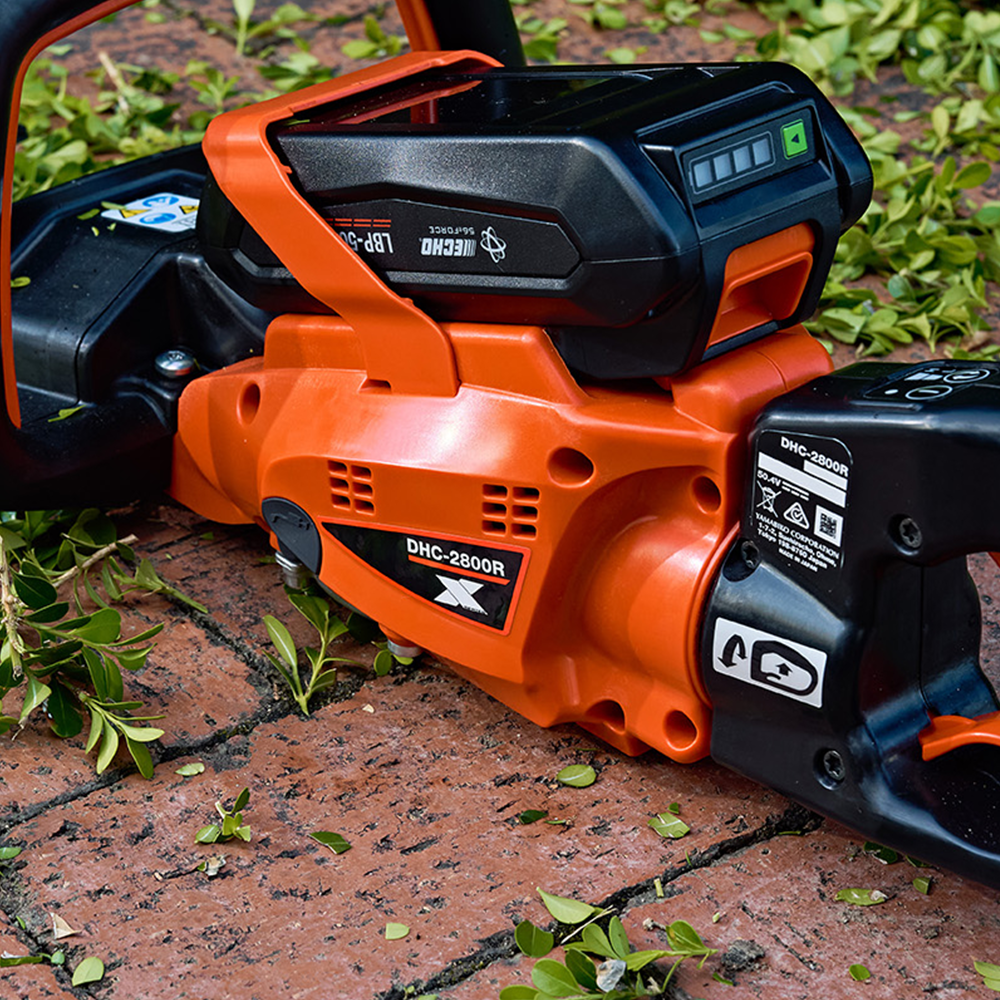 5et4kh5yeok.png - Mowers Online Electric chainsaw with battery and charger