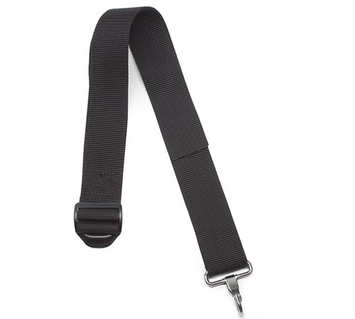 dxe05sludye.jpg - Mowers Online Black shoulder strap with metal hardware attachment