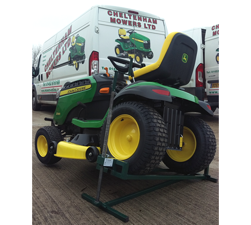f1nscl00ofr.png - Mowers Online John Deere riding lawn mower on display stand