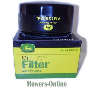 John Deere AM125424 oil filter with box