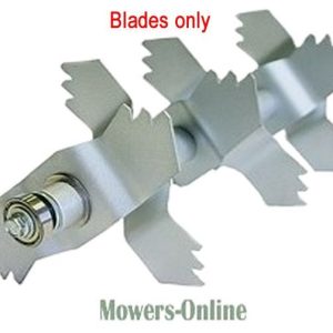 Lawn mower blade set with center hub