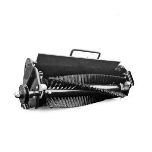 Broadcast spreader with dual spinning baskets