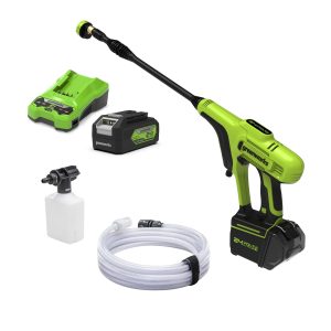 Cordless pressure washer kit with battery and accessories