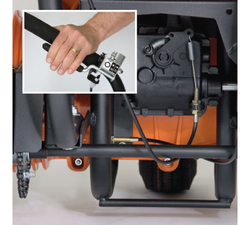 t1jqk0woqlt.jpg - Mowers Online Air compressor with hose and pressure gauge