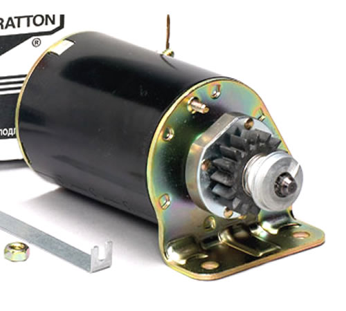 uctiqca4bkg.jpg - Mowers Online Electric motor with mounting bracket assembly