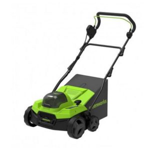 Electric scarifier lawn mower with collection bag